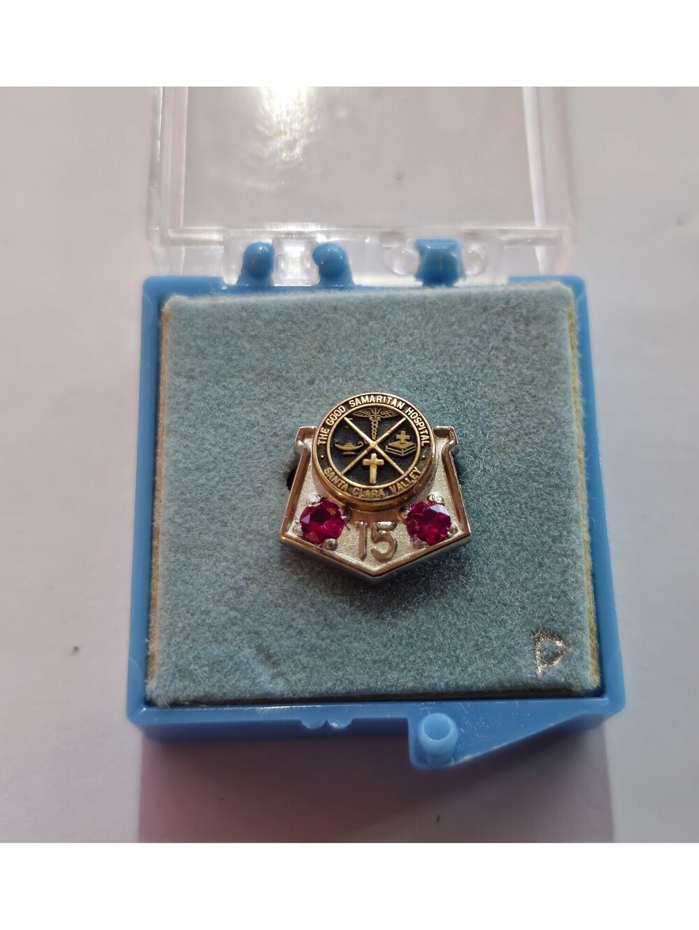 Vintage Good 10K gold Samaritan Hospital 15 Year Service Pin with Box and Paper
